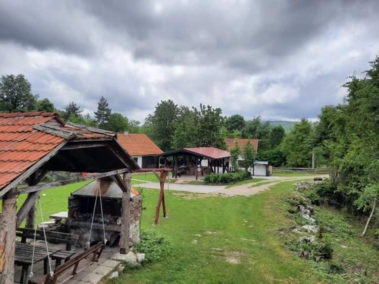 Ranch Farm Stay Rakovica Exterior photo