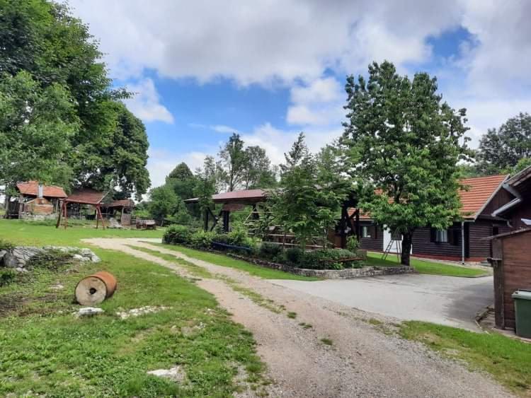 Ranch Farm Stay Rakovica Exterior photo